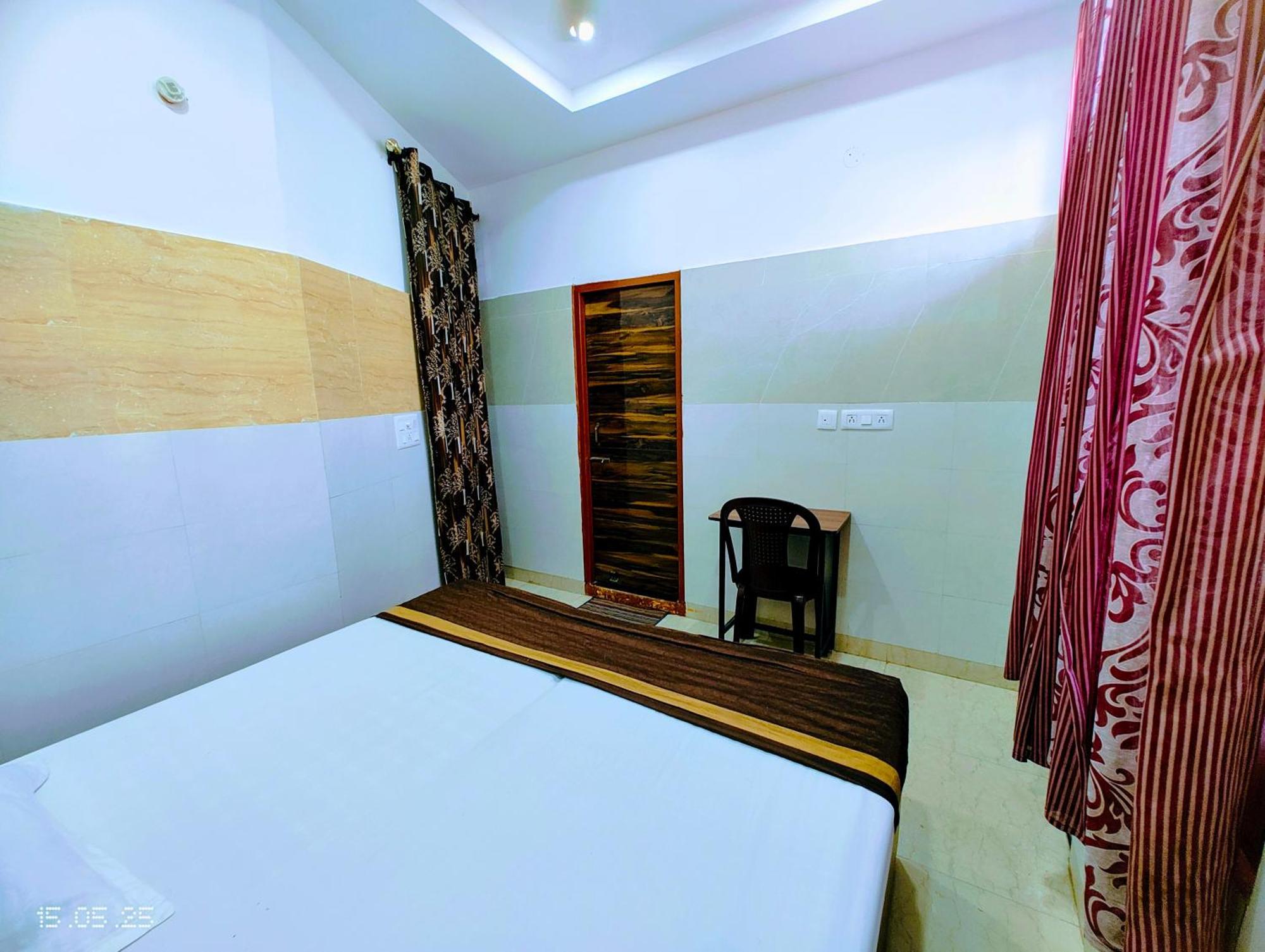 Hotel Yolo- Chandigarh Chandīgarh Exterior foto