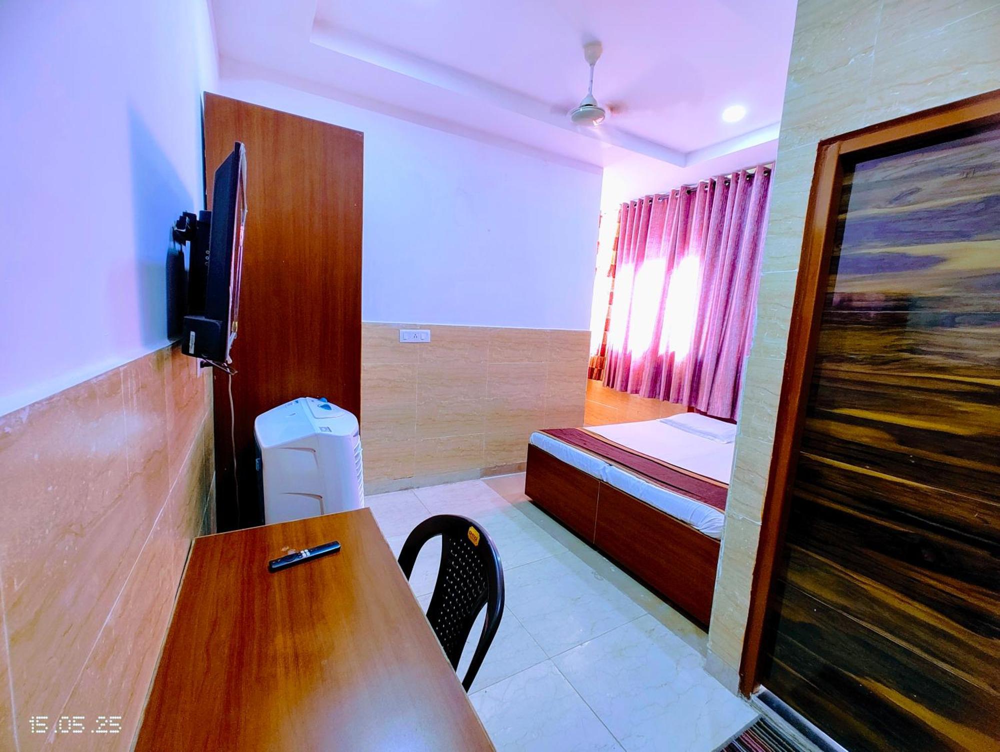 Hotel Yolo- Chandigarh Chandīgarh Exterior foto